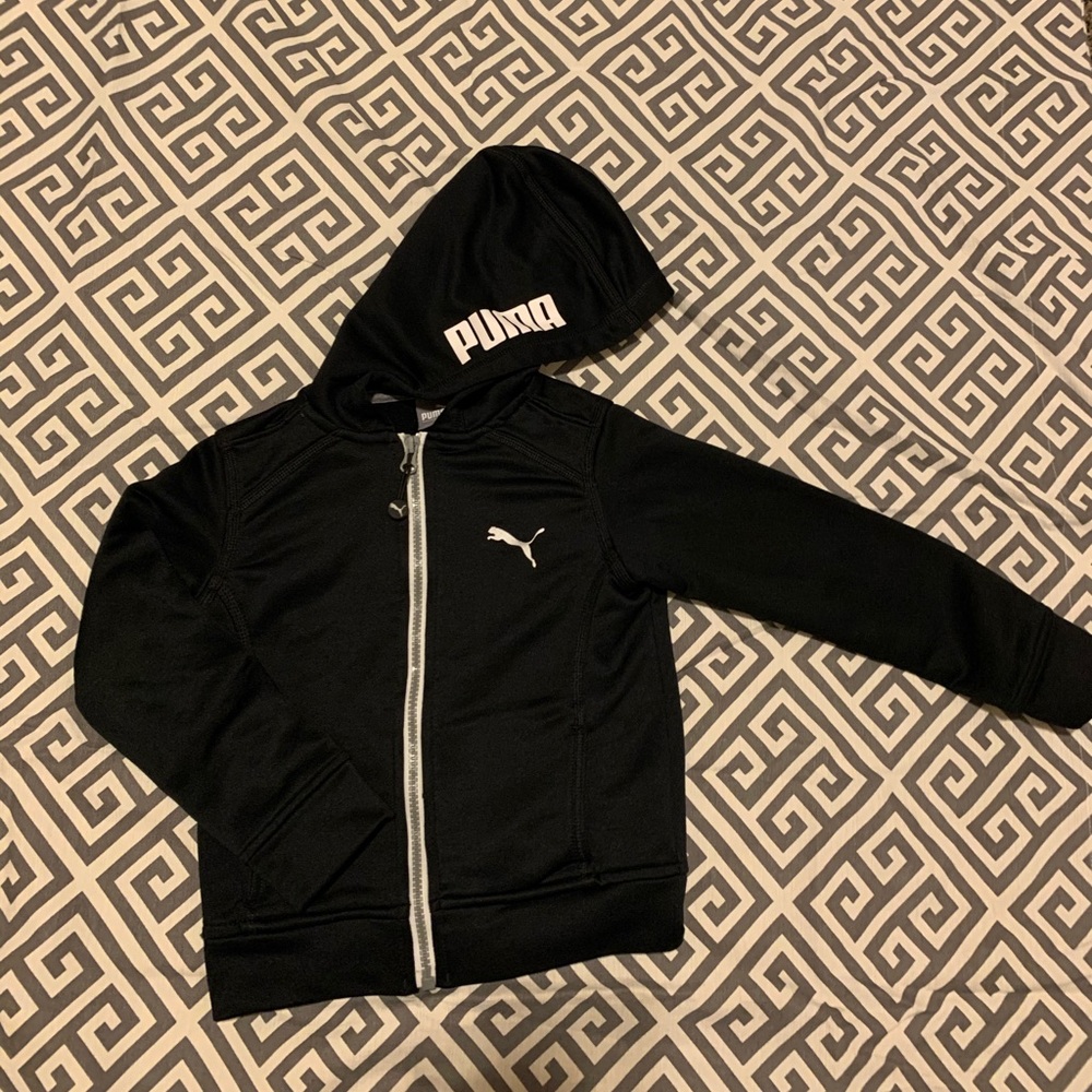 Puma sweater size 4T